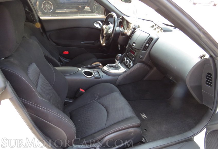 2016 Nissan 370Z - Image 20