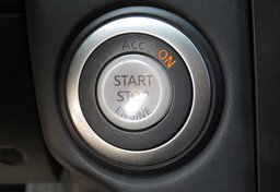 2016 Nissan 370Z - Image 26