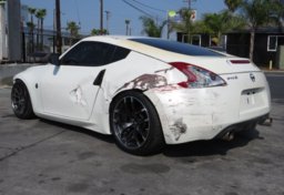 2016 Nissan 370Z - Image 6