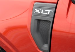 2022 Ford Maverick - Image 30