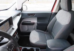 2022 Ford Maverick - Image 42