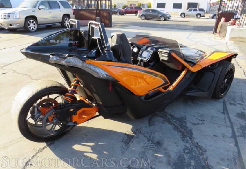 2019 Polaris SLINGSHOT - Image 9