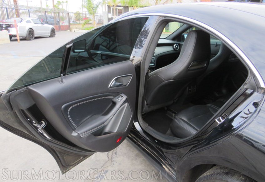 2019 Mercedes-Benz CLA - Image 25