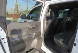 Thumbnail of 2020 Toyota Tacoma 4WD