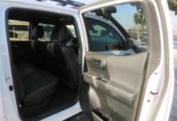 Thumbnail of 2020 Toyota Tacoma 4WD