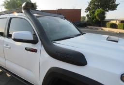 Thumbnail of 2020 Toyota Tacoma 4WD