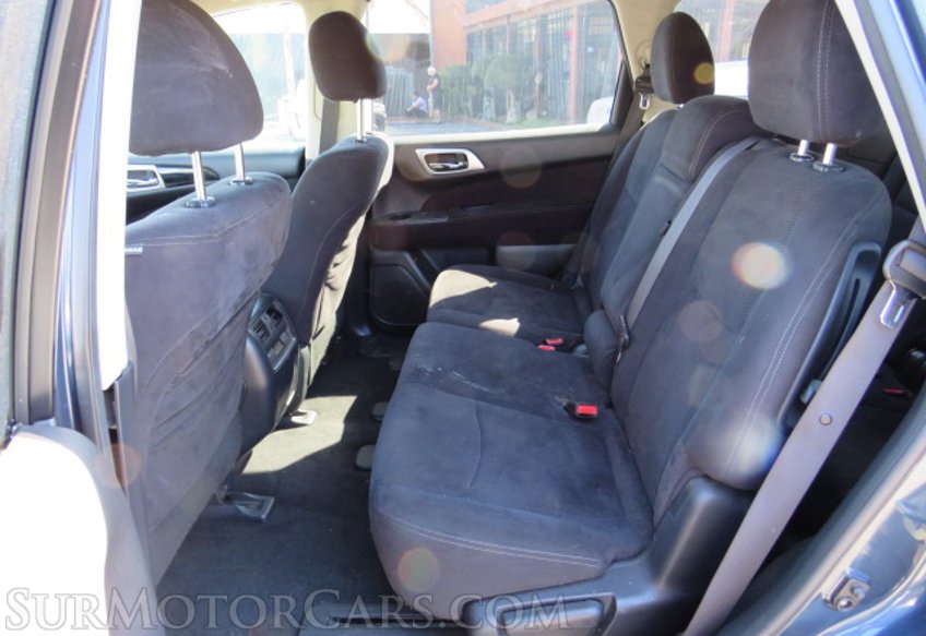 2013 Nissan Pathfinder - Image 29