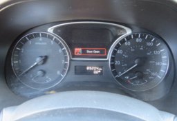 2013 Nissan Pathfinder - Image 35