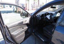 2013 Nissan Pathfinder - Image 21