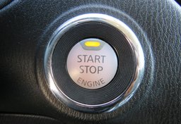 2013 Nissan Pathfinder - Image 38