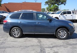 2013 Nissan Pathfinder - Image 11