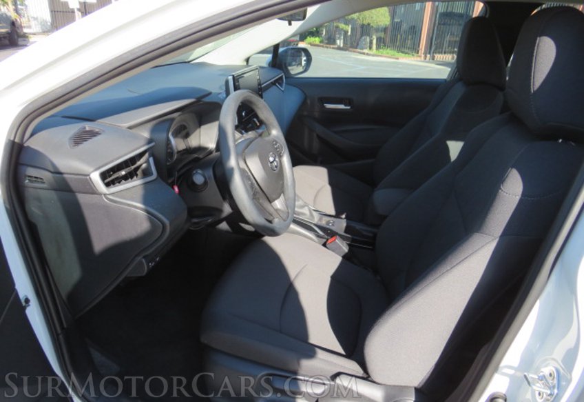 2020 Toyota Corolla - Image 25