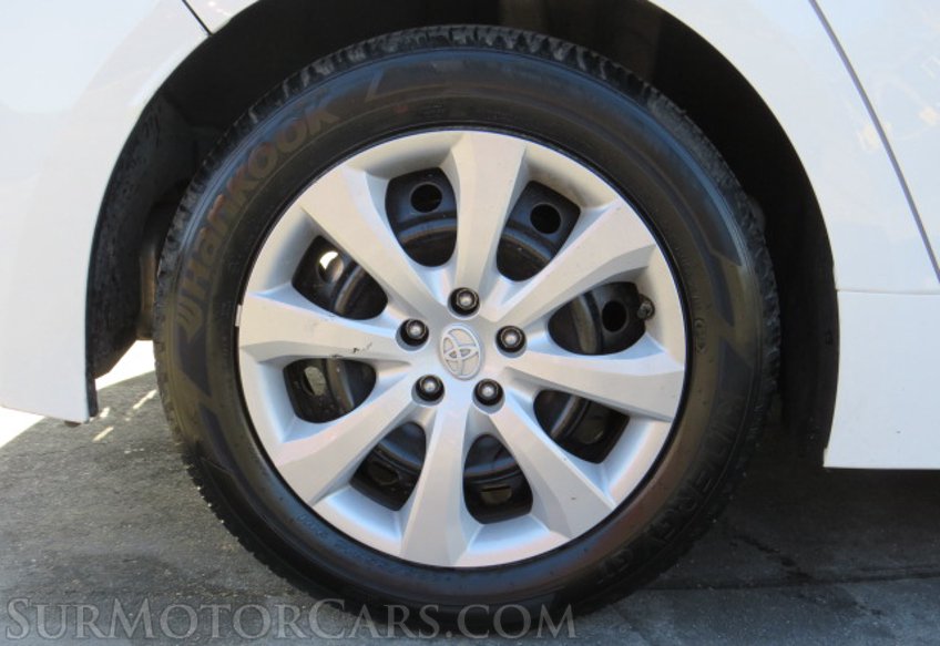 2020 Toyota Corolla - Image 16