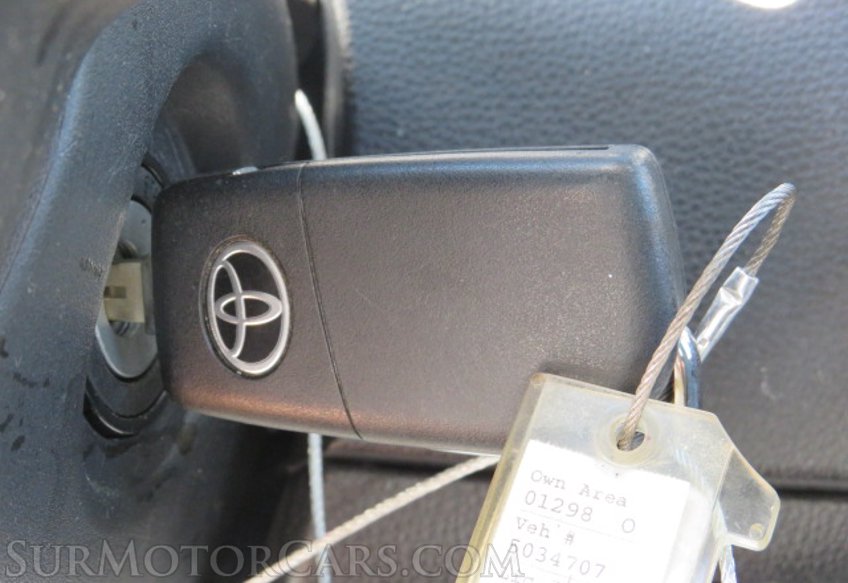 2020 Toyota Corolla - Image 34