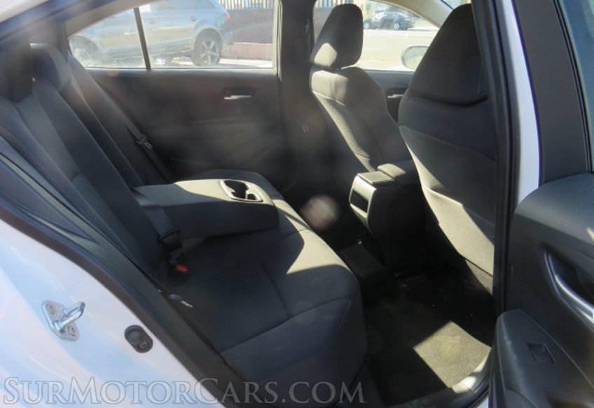 2020 Toyota Corolla - Image 24