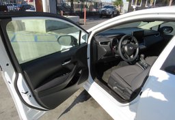 2020 Toyota Corolla - Image 17