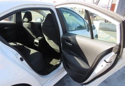 2020 Toyota Corolla - Image 23