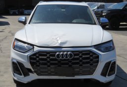 2021 Audi SQ5 - Image 9