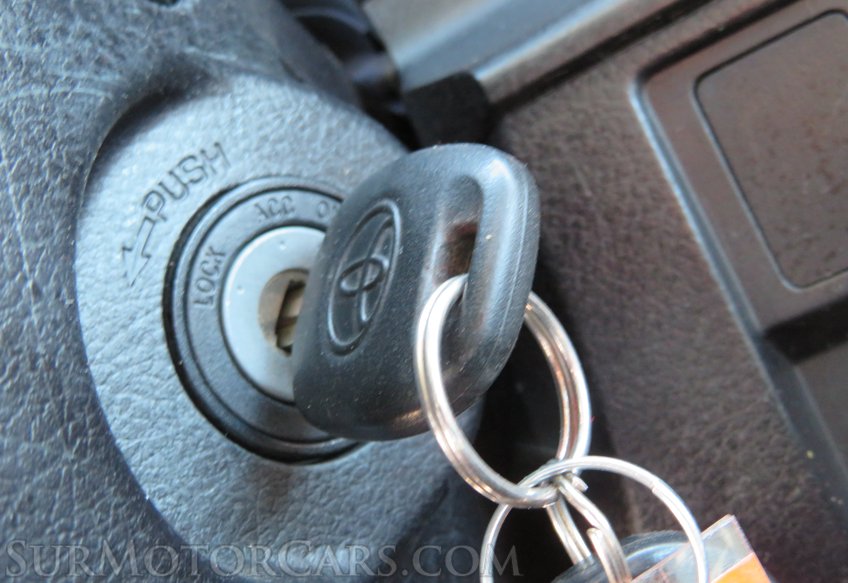 2016 Toyota Tundra 4WD Truck - Image 41