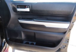 2016 Toyota Tundra 4WD Truck - Image 44