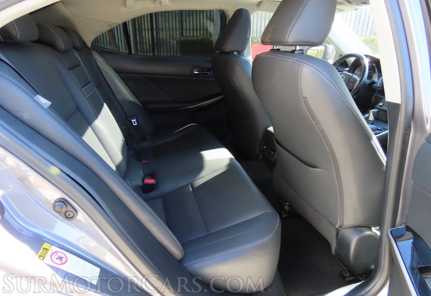 2015 Lexus IS 250 - Image 31