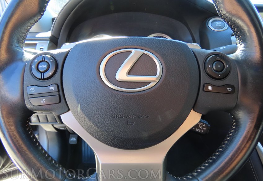 2015 Lexus IS 250 - Image 32