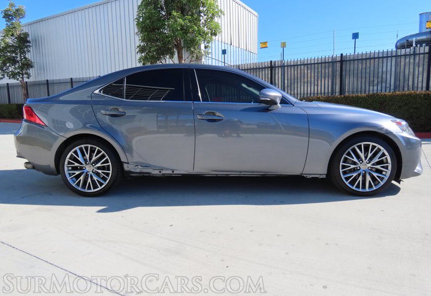 2015 Lexus IS 250 - Image 5