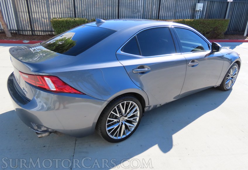 2015 Lexus IS 250 - Image 7