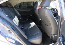 2015 Lexus IS 250 - Image 31