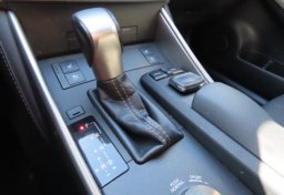 2015 Lexus IS 250 - Image 48