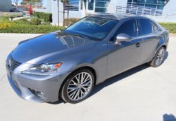 2015 Lexus IS 250 - Image 2