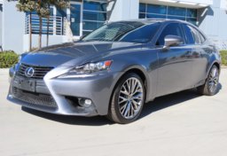 2015 Lexus IS 250 - Image 4