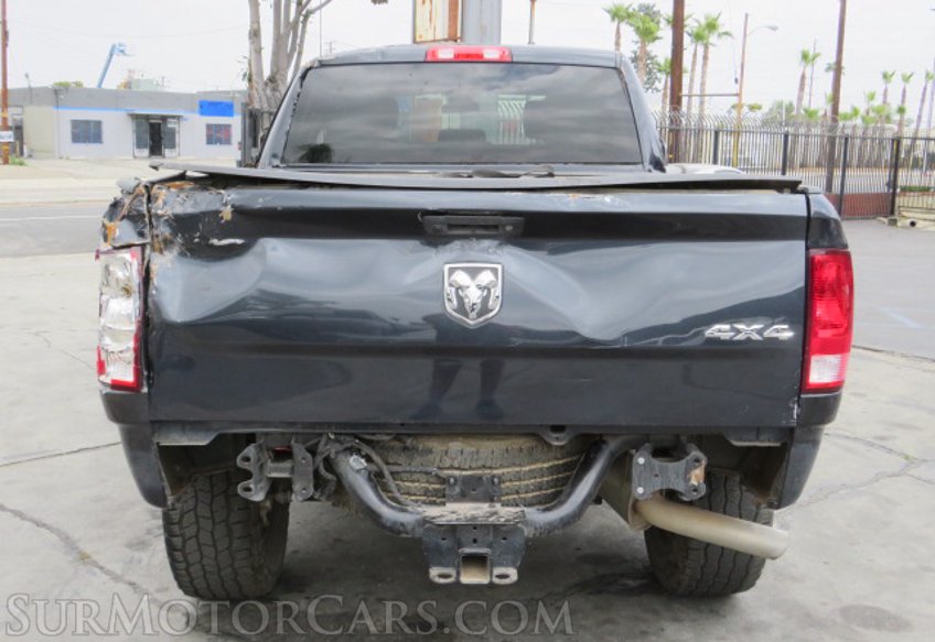 2018 Ram 2500 - Image 10