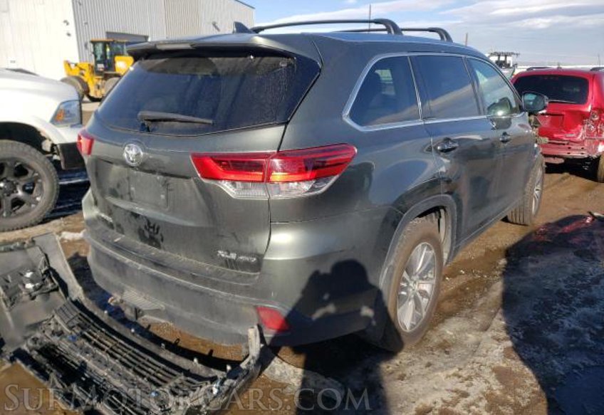 2018 Toyota Highlander - Image 3