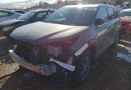 2018 Toyota Highlander - Image 1