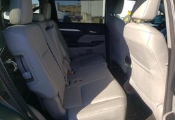 2018 Toyota Highlander - Image 7