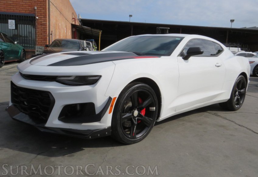 2021 Chevrolet Camaro - Image 3