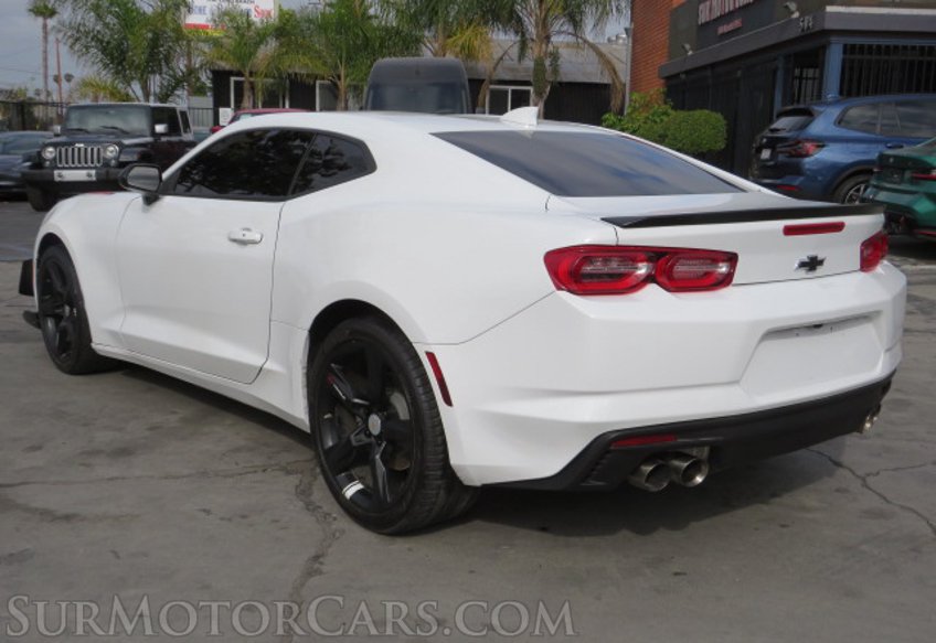 2021 Chevrolet Camaro - Image 9