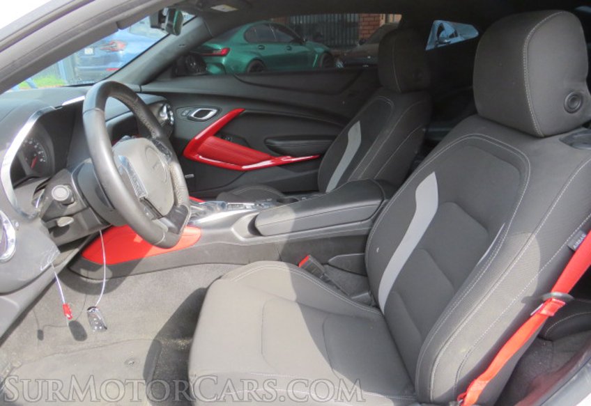 2021 Chevrolet Camaro - Image 22