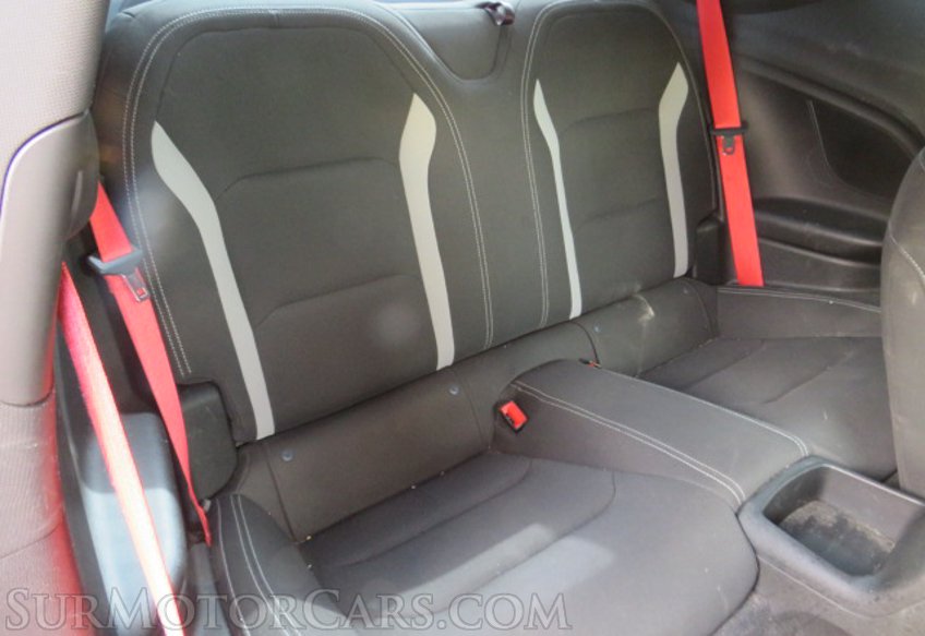 2021 Chevrolet Camaro - Image 27