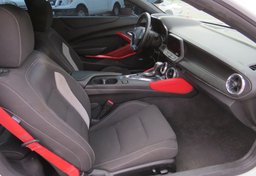 2021 Chevrolet Camaro - Image 25