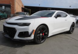 2021 Chevrolet Camaro - Image 3