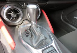 2021 Chevrolet Camaro - Image 37