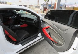 2021 Chevrolet Camaro - Image 21