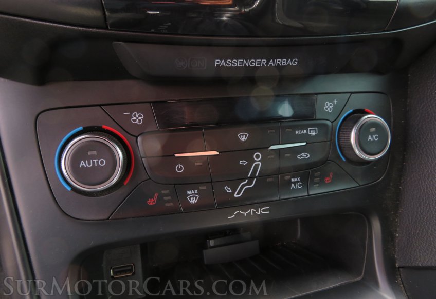 2017 Ford Focus - Image 41