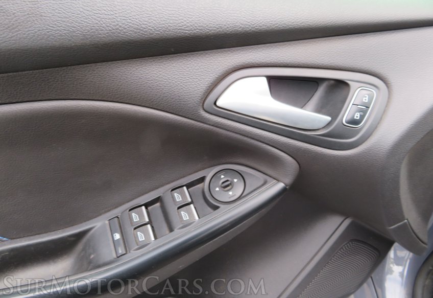 2017 Ford Focus - Image 46