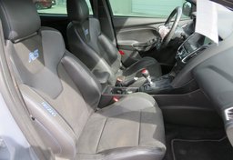2017 Ford Focus - Image 23