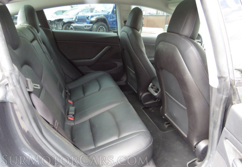 2019 Tesla Model 3 - Image 28