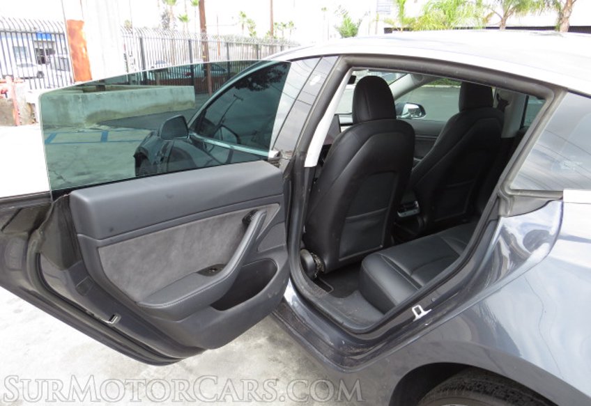 2019 Tesla Model 3 - Image 19