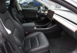 2019 Tesla Model 3 - Image 24